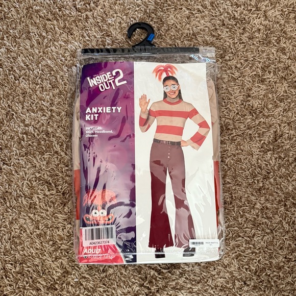 Adult Anxiety Costume Kit - Inside Out 2 - Picture 3 of 4
